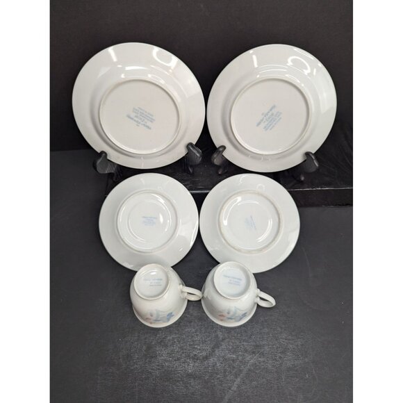 Fresh Flowers by Excel Iris 2 Footed Cups and Saucers with 2 Dessert Plate - Picture 9 of 10